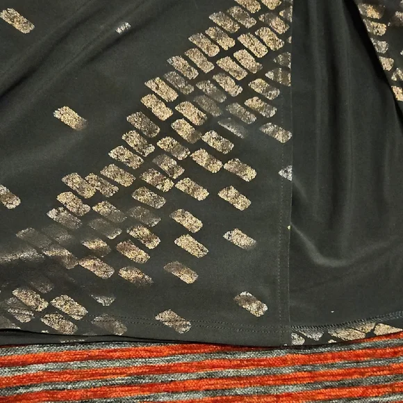 NWT White House Black Market Metallic Foil Print Midi Pencil Skirt XS - Picture 3 of 8